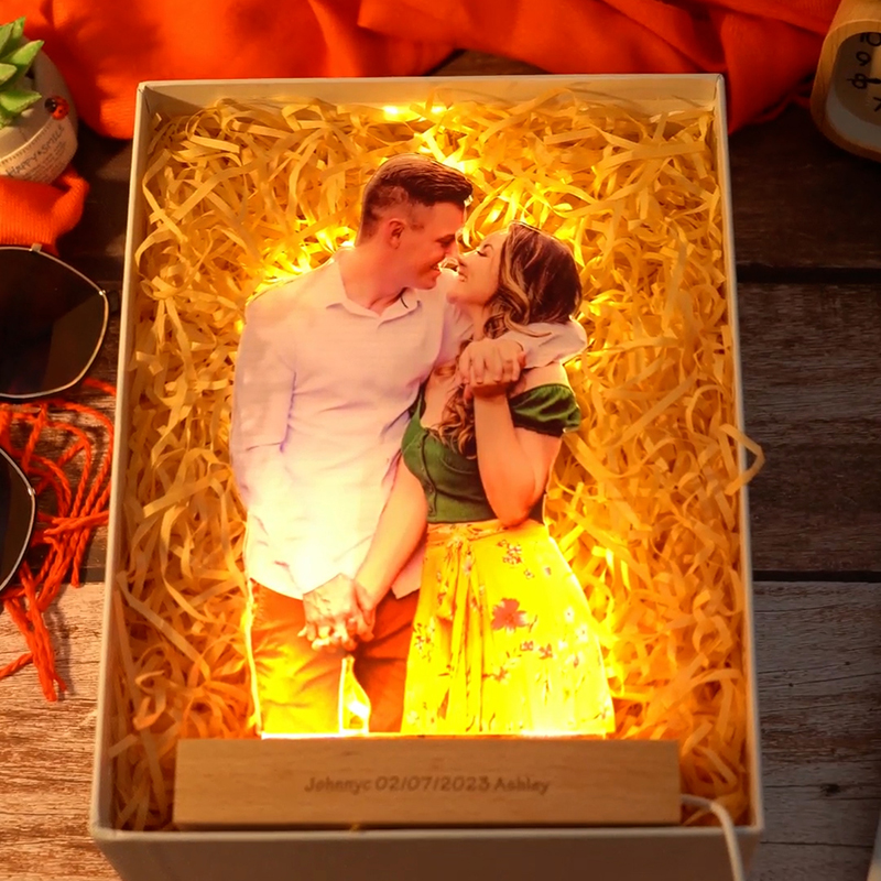 Personalized couple photo name engraving night light